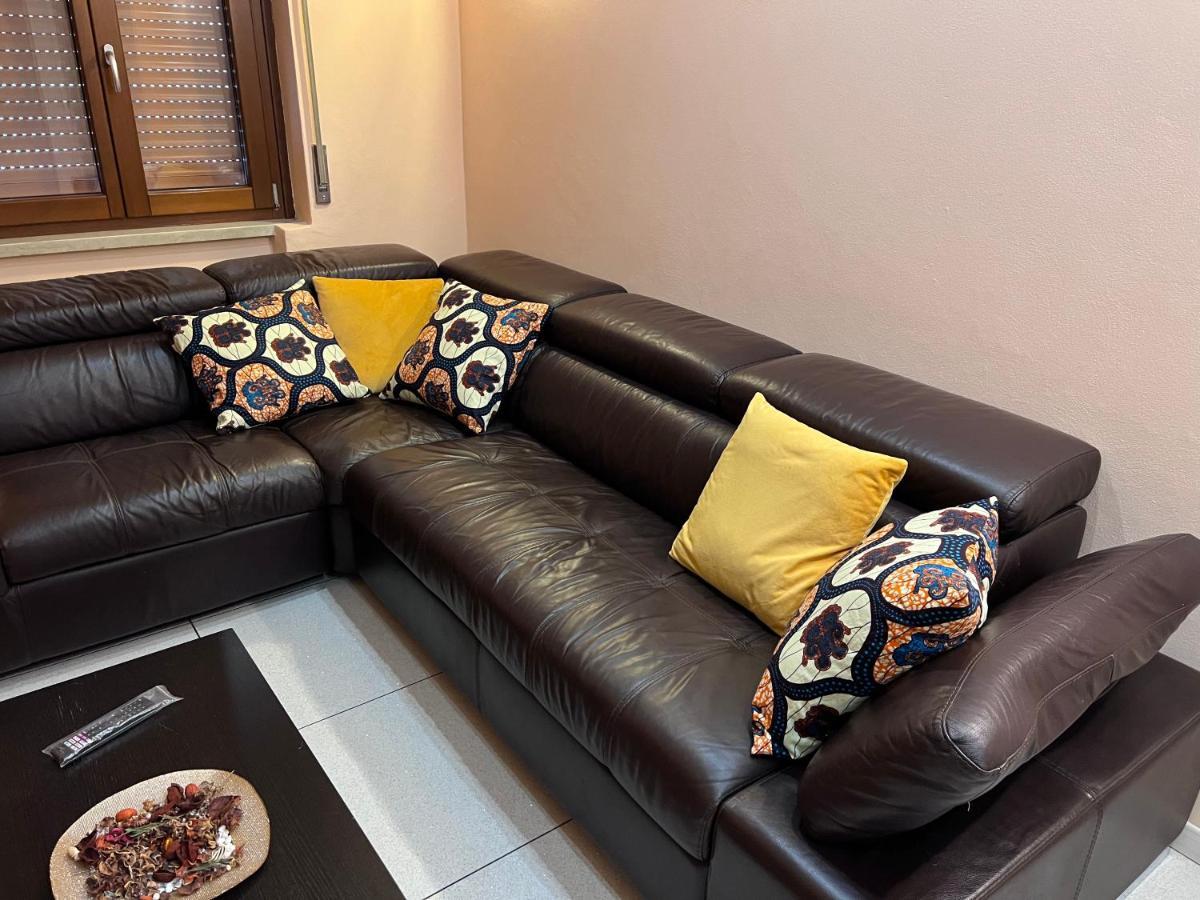 Stay In Style - Vibrant Condo In San Giovanni Lupatoto سان جيوفانّي لوباتوتو المظهر الخارجي الصورة